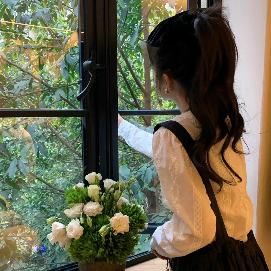 女鬼来敲门